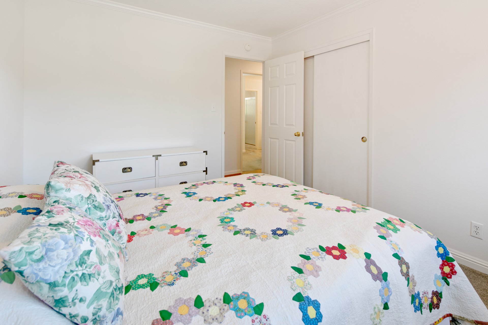 42 Taft Ct