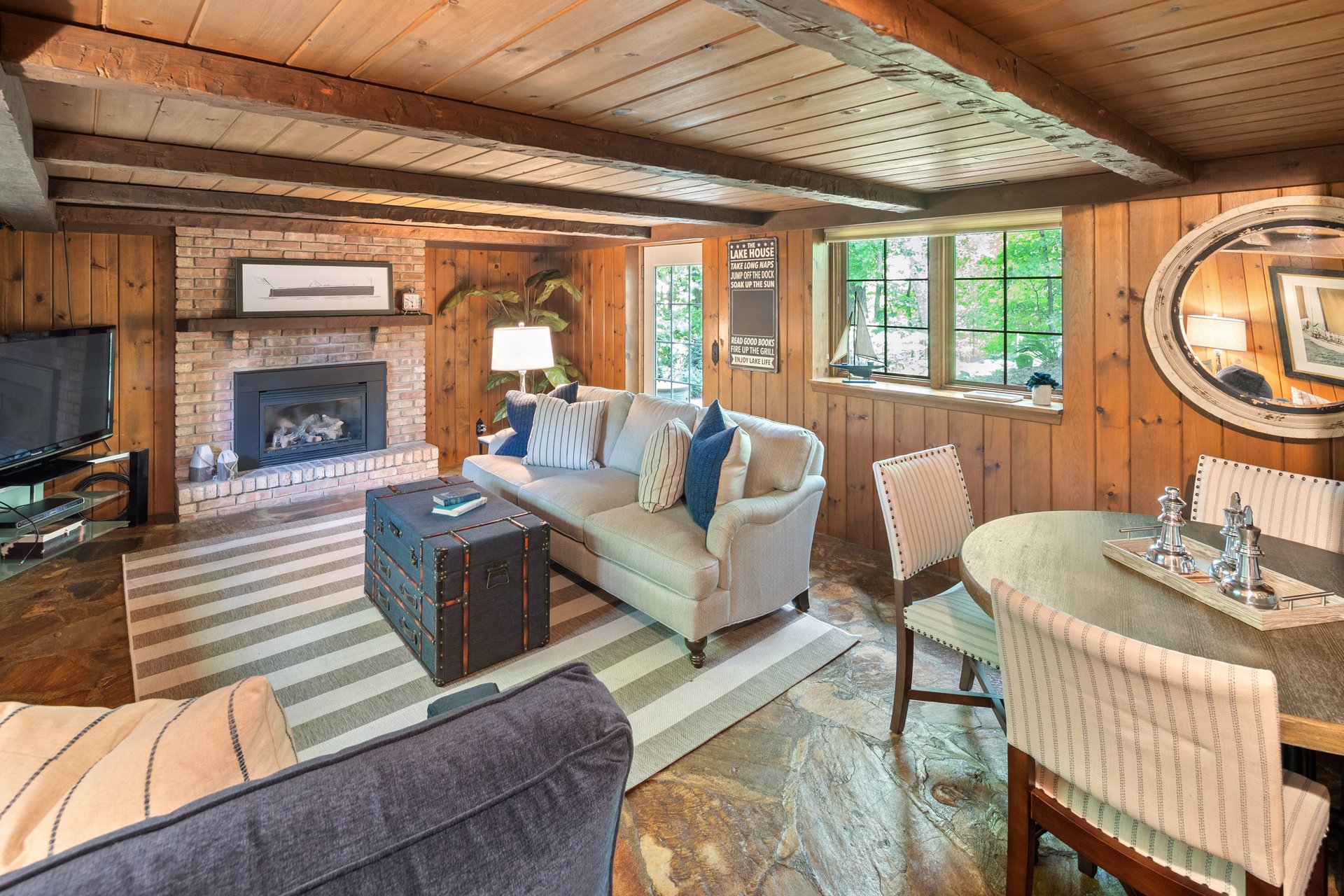 4375 Cottonwood Lane | Deephaven