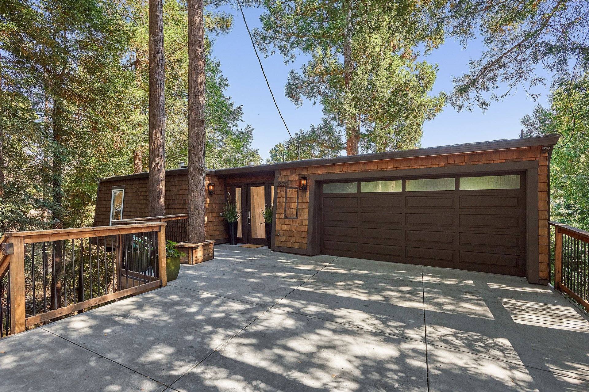 200 Summit Avenue
