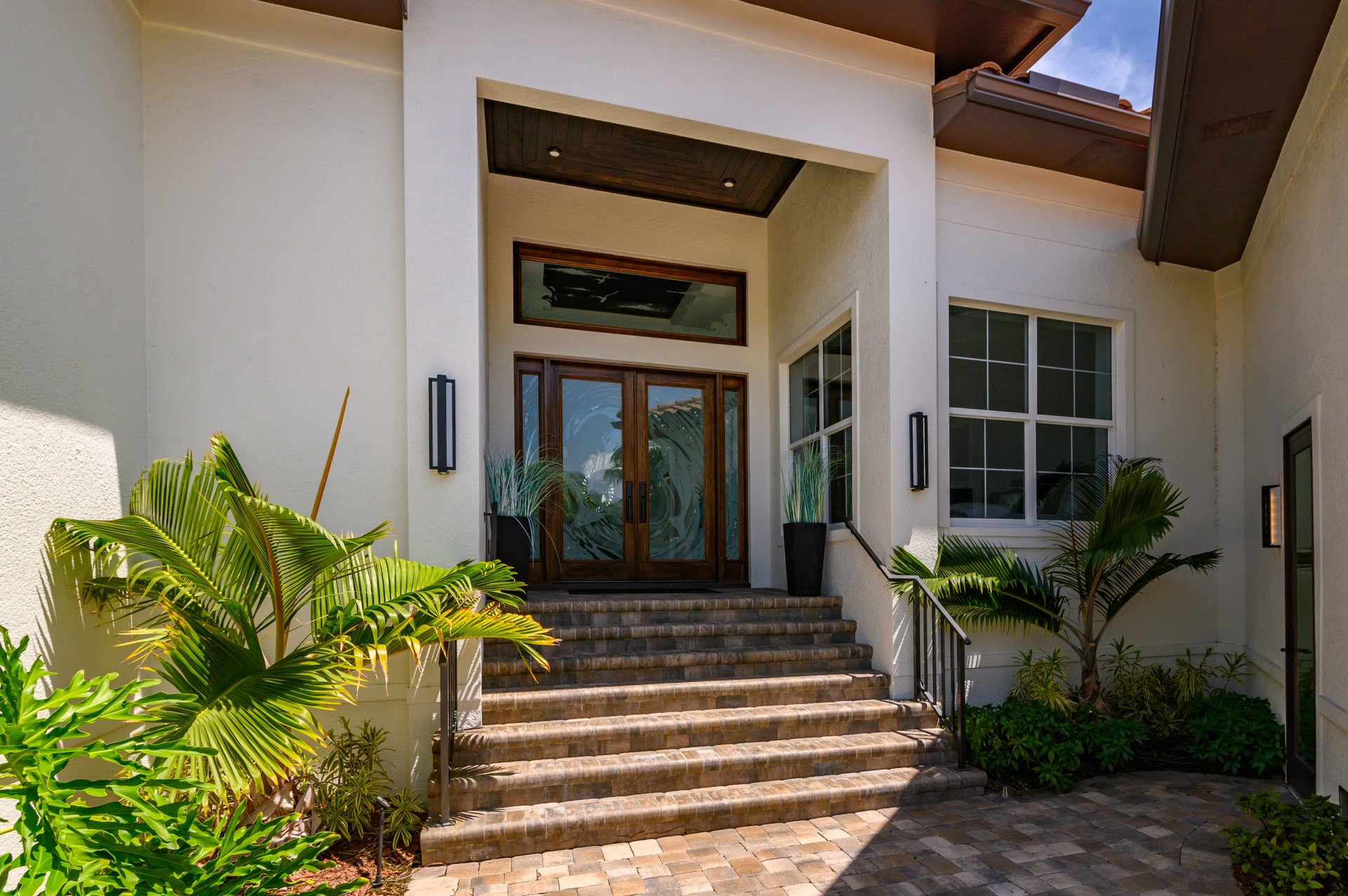 500 Ketch Lane, Country Club Shores, Longboat Key