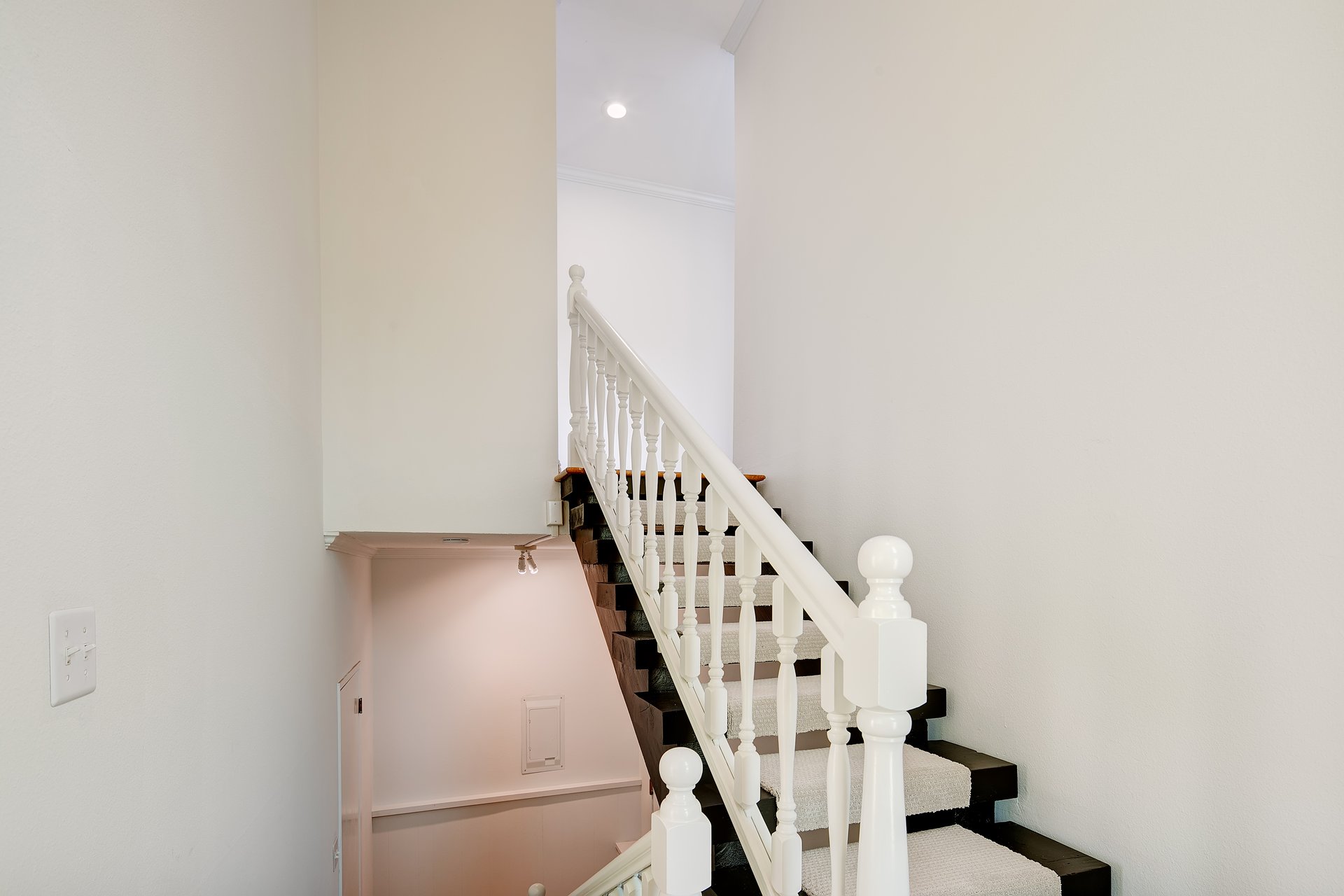 42 Taft Ct