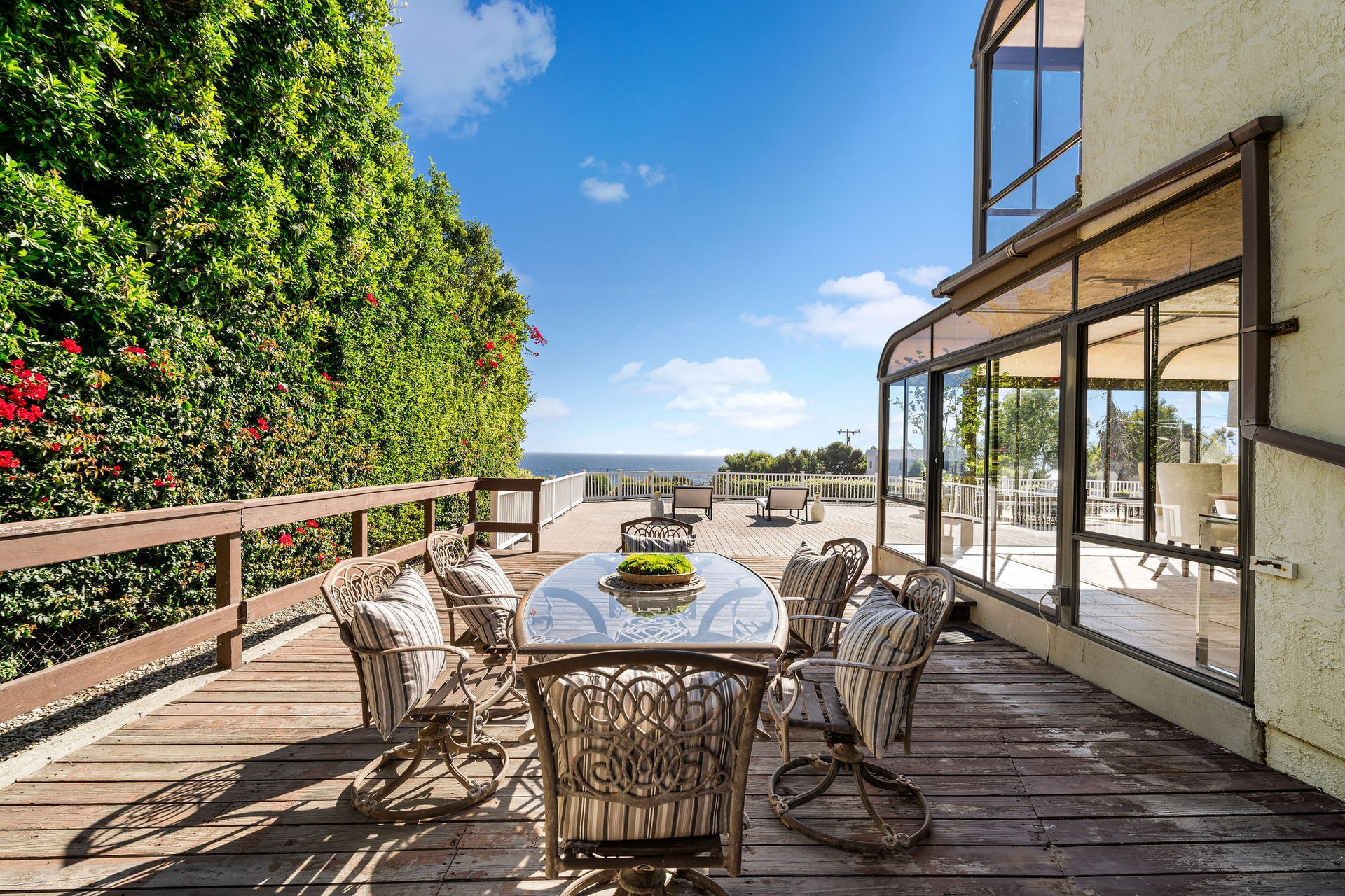 6353 Malibu Park Ln, Malibu