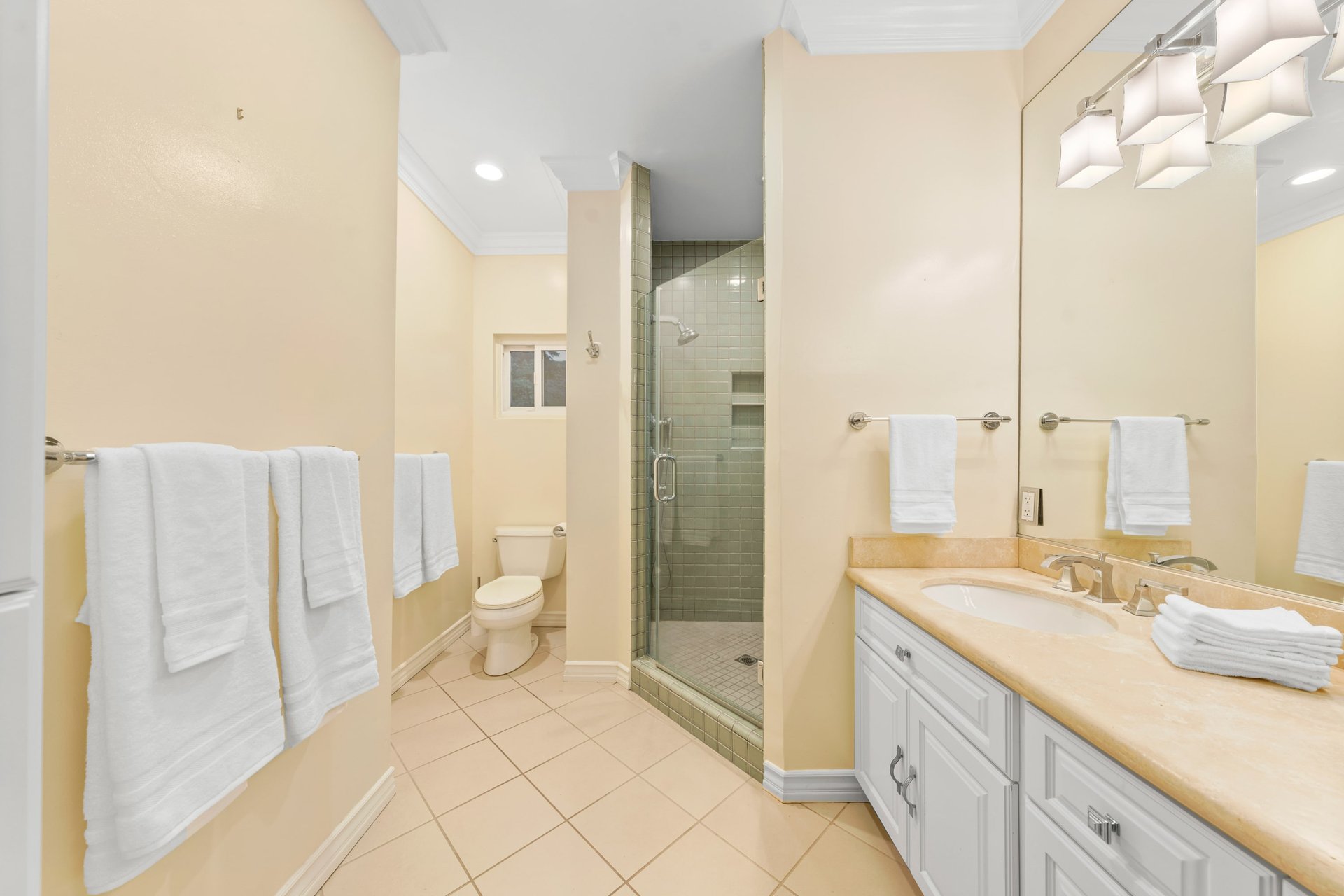 4545 Talofa Ave, Toluca Lake