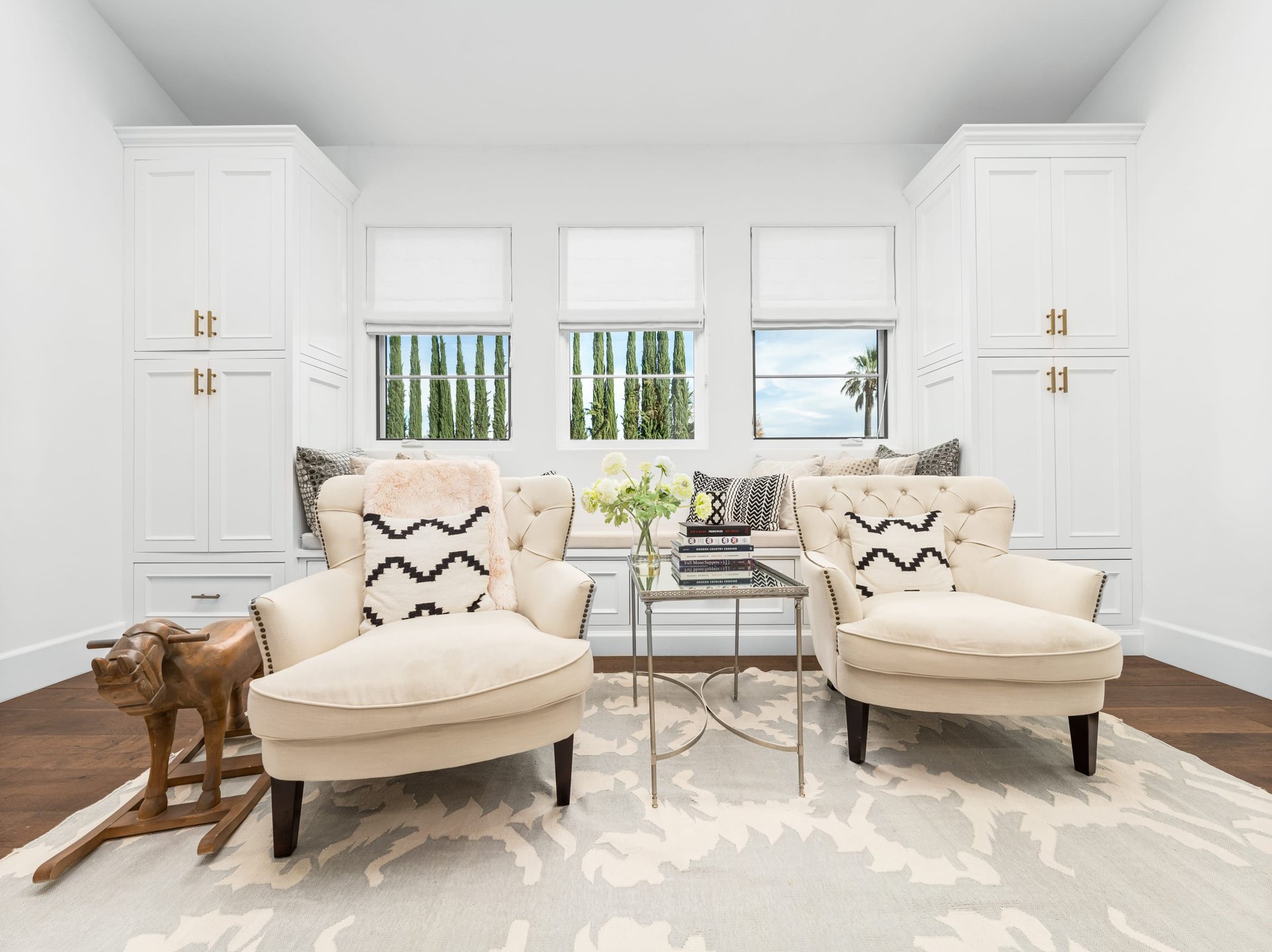 13031 Bloomfield St, Studio City