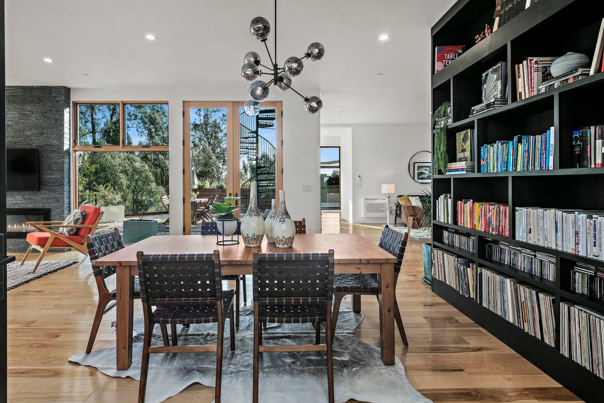  Mid-Century Modern Home in Oakland Hills