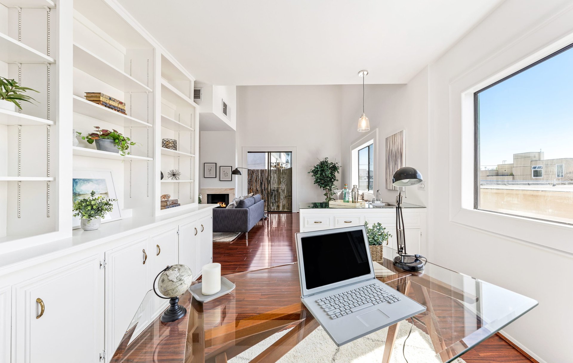 8712 Gregory Way #404, Pico-Robertson