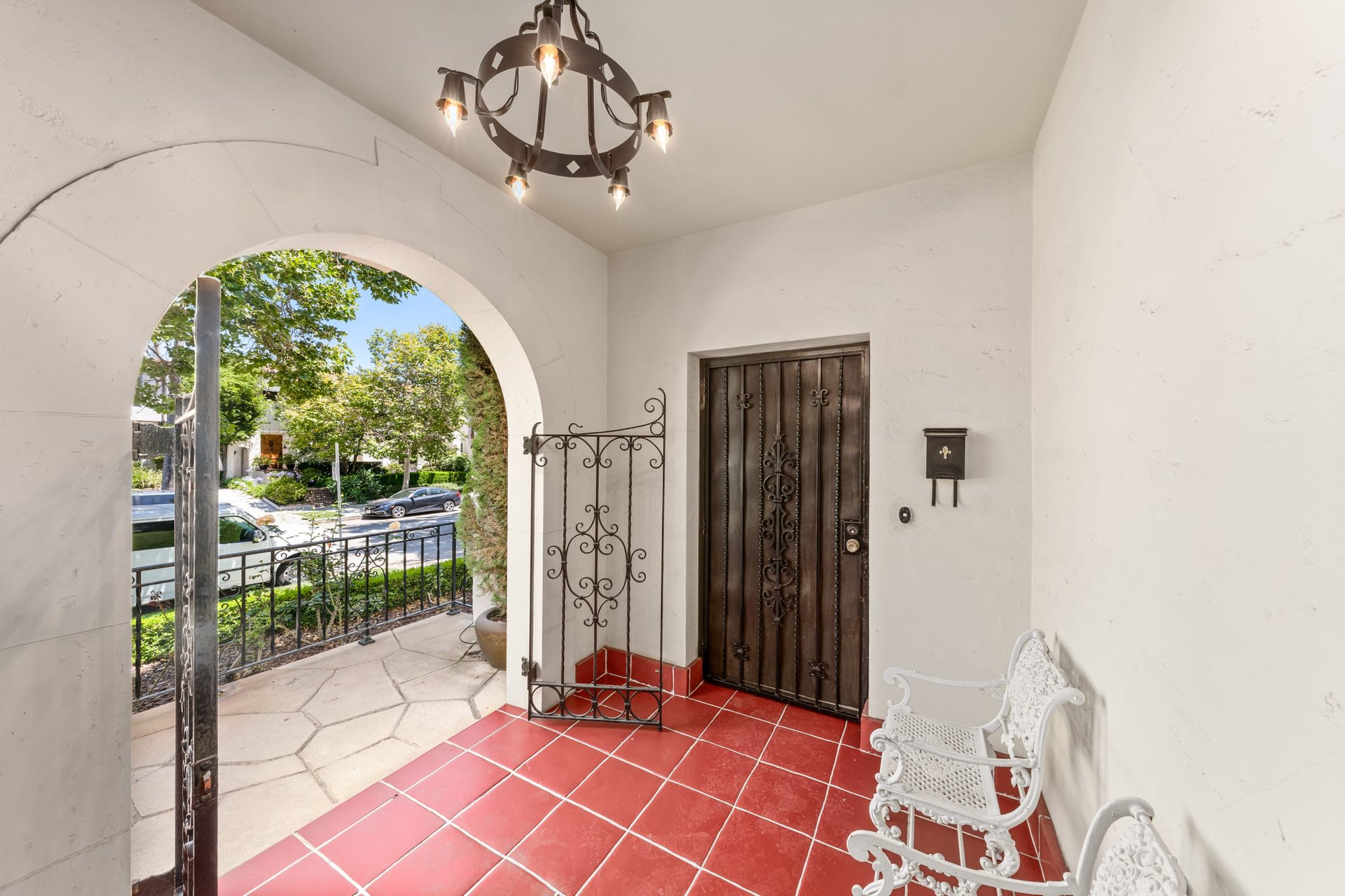 171 N Orange Dr, Hancock Park