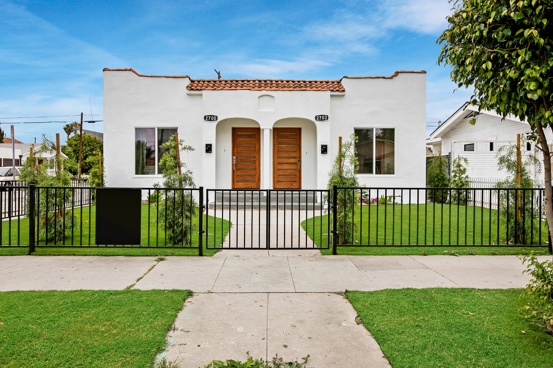 Remodeled and Vacant Mid-City Duplex!