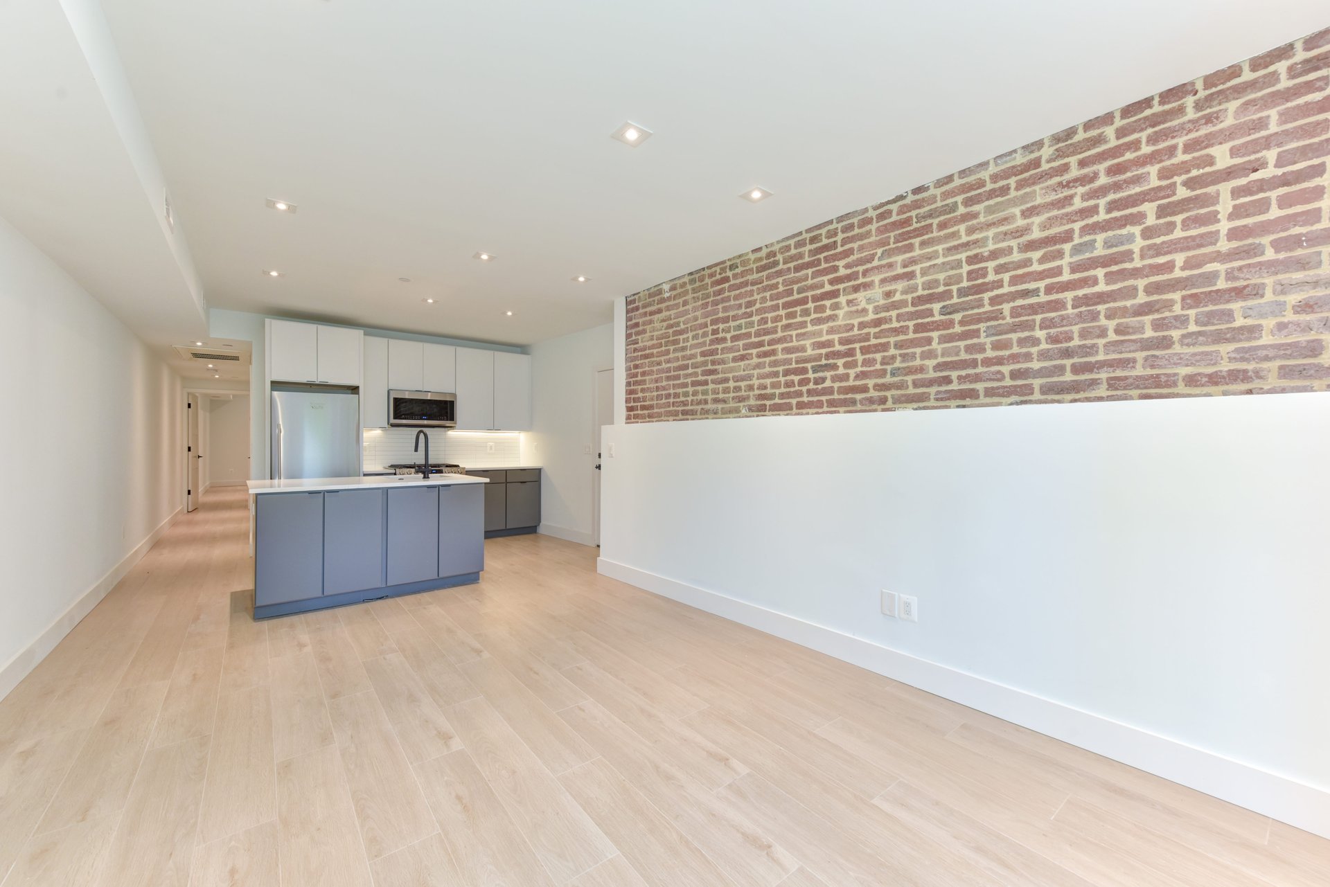 1963 Biltmore St NW, #1