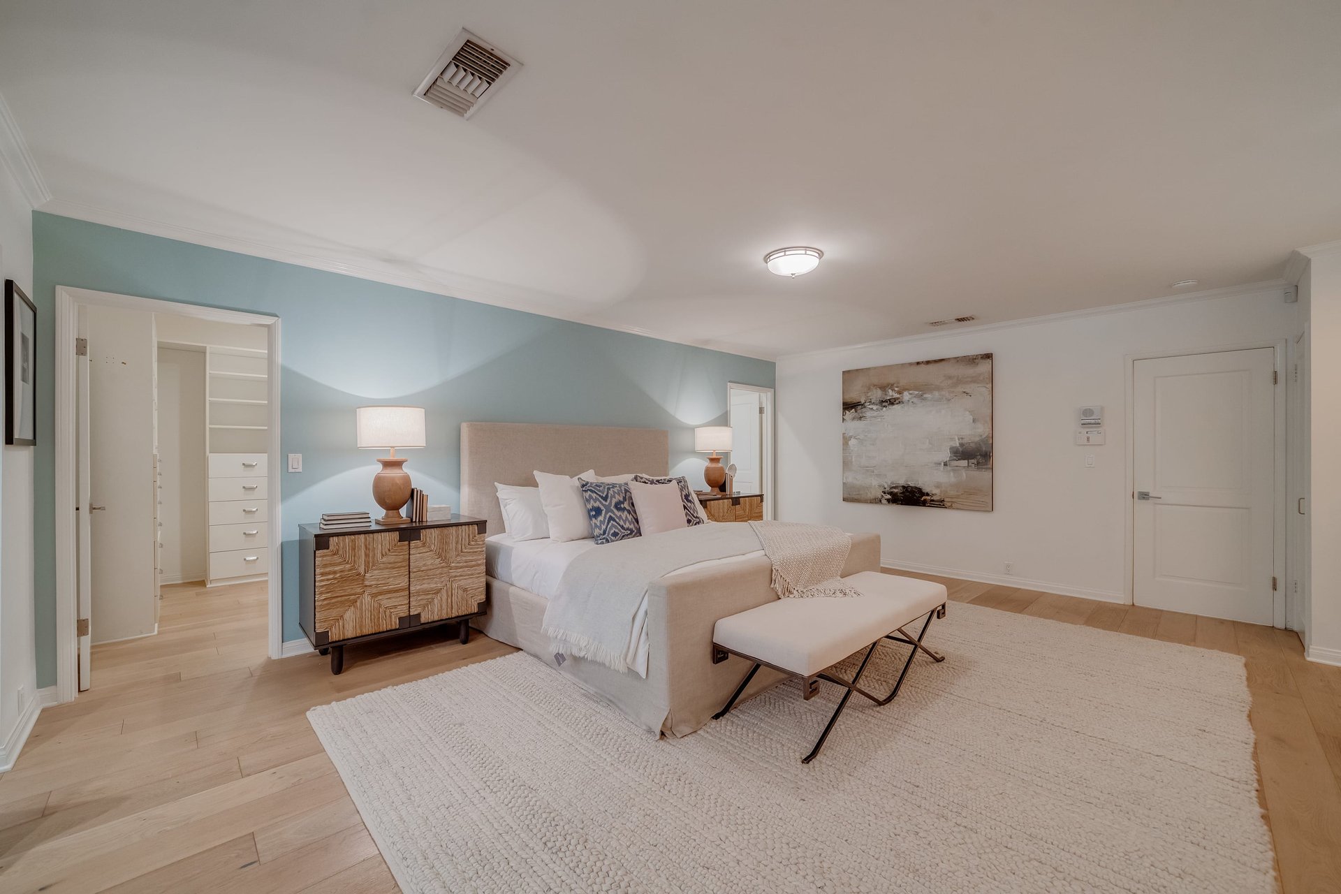 A Hampton's Vibe Traditional Home in Studio City 