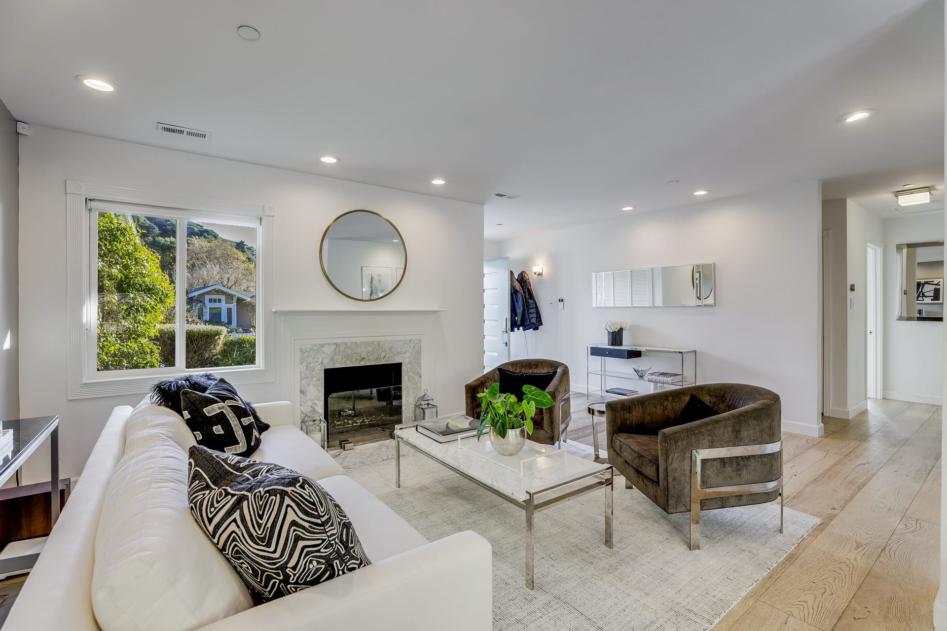 51 Mercury Ave