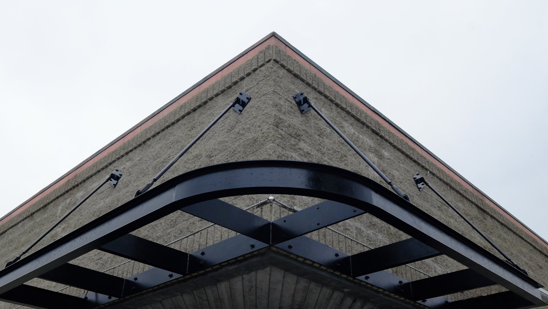 651-657 W. Harvard
