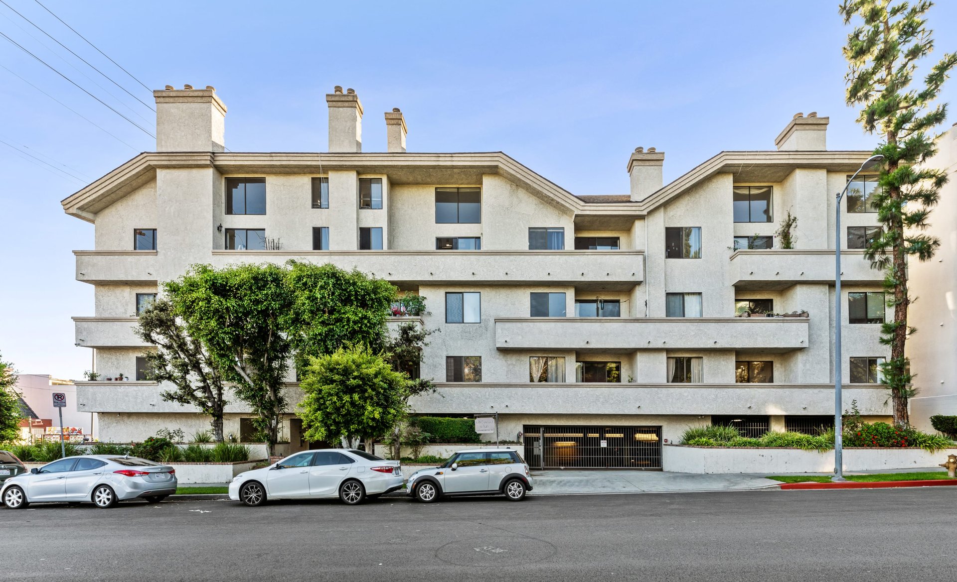 1663 Veteran Ave #101, Westwood