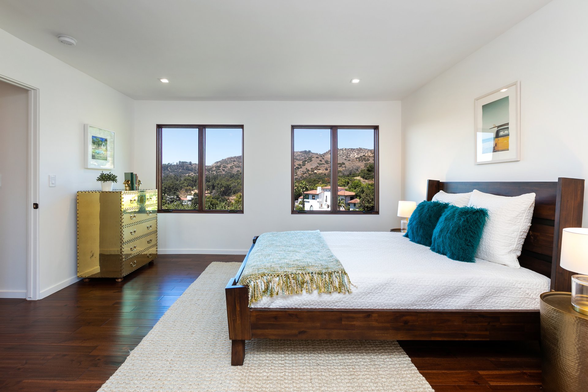 Hilltop View Retreat in Los Feliz