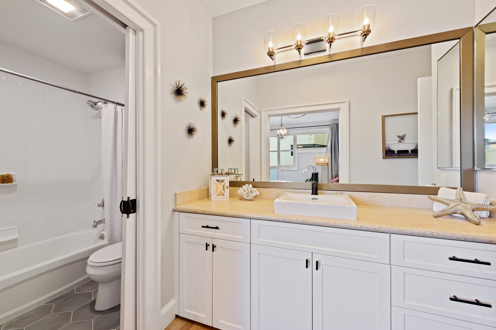 Stylishly Hip 1440 Broadway #202 