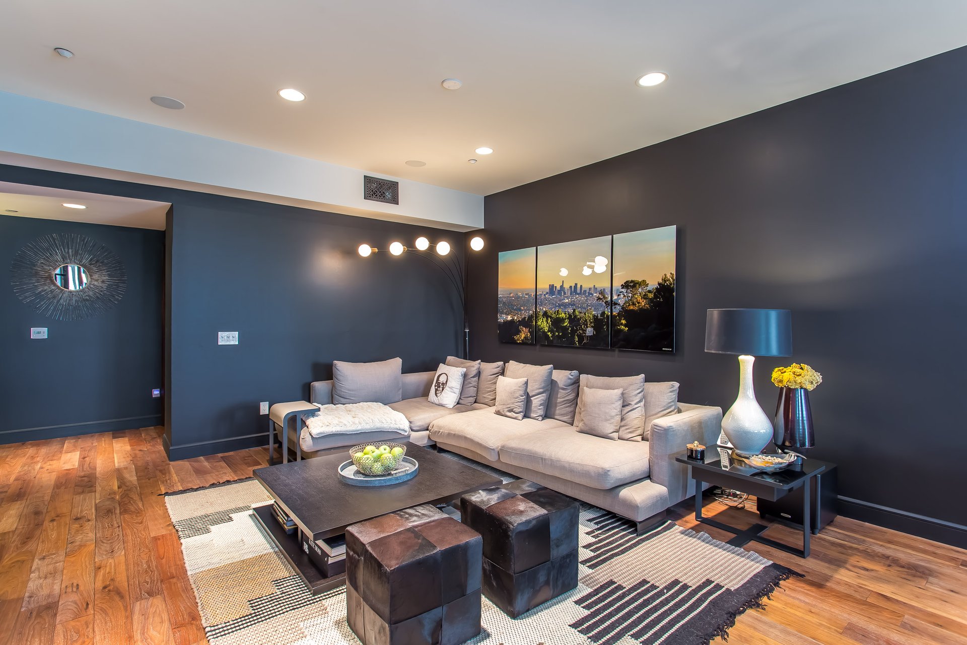 447 N Doheny Dr, #305