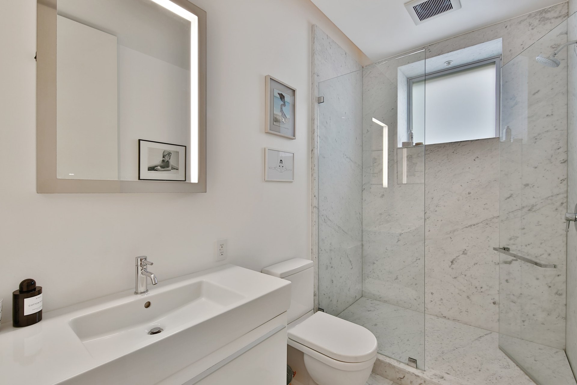 Pacific Heights House-Like Two-Level Condo