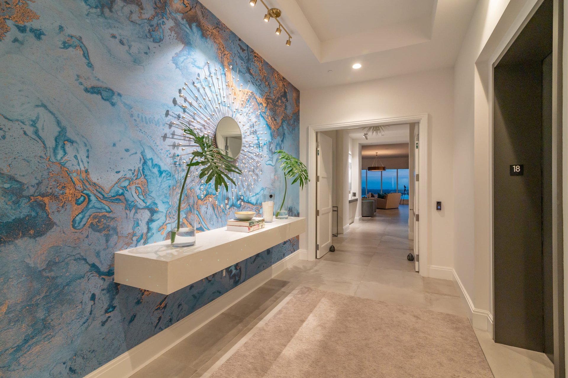 Penthouse at 624 Palm