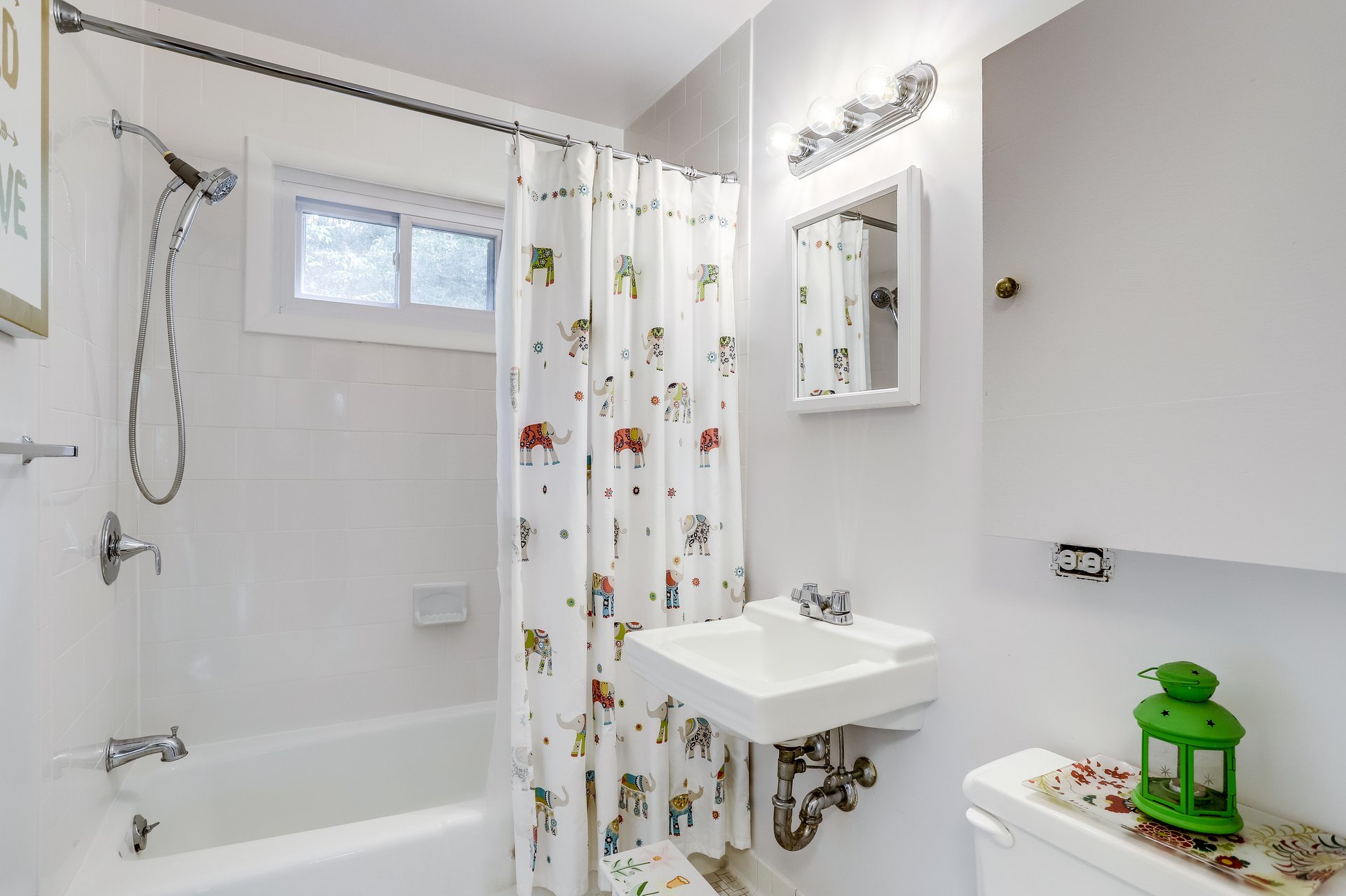 8025 Candlewood