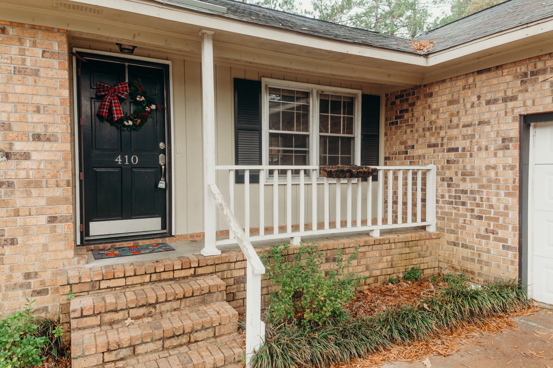 410 Longleaf Dr