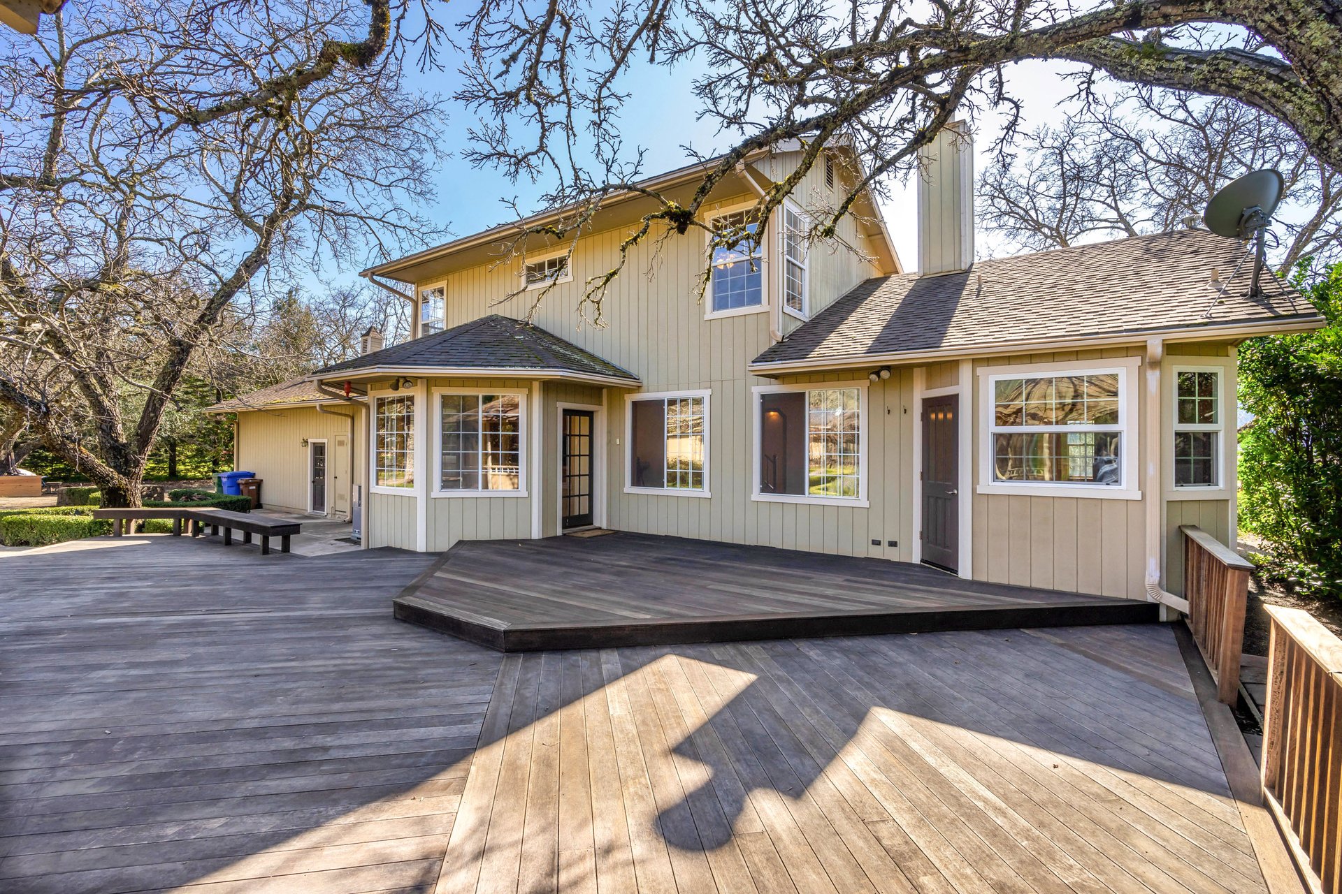 Vineyard Paradise - SOLD