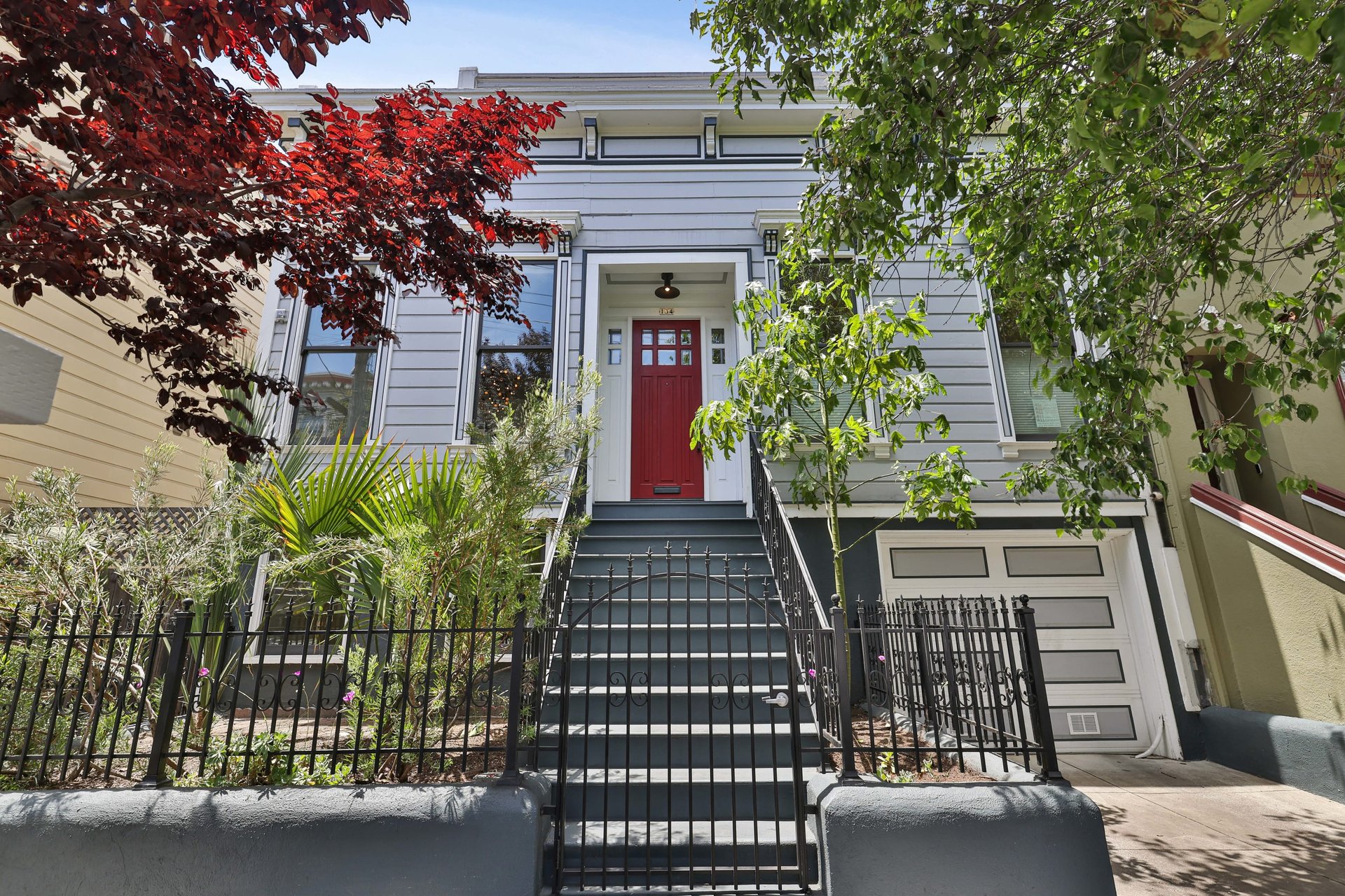 Modern Prime Mission Residence