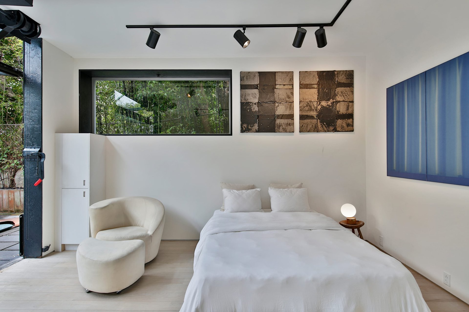 Pacific Heights House-Like Two-Level Condo