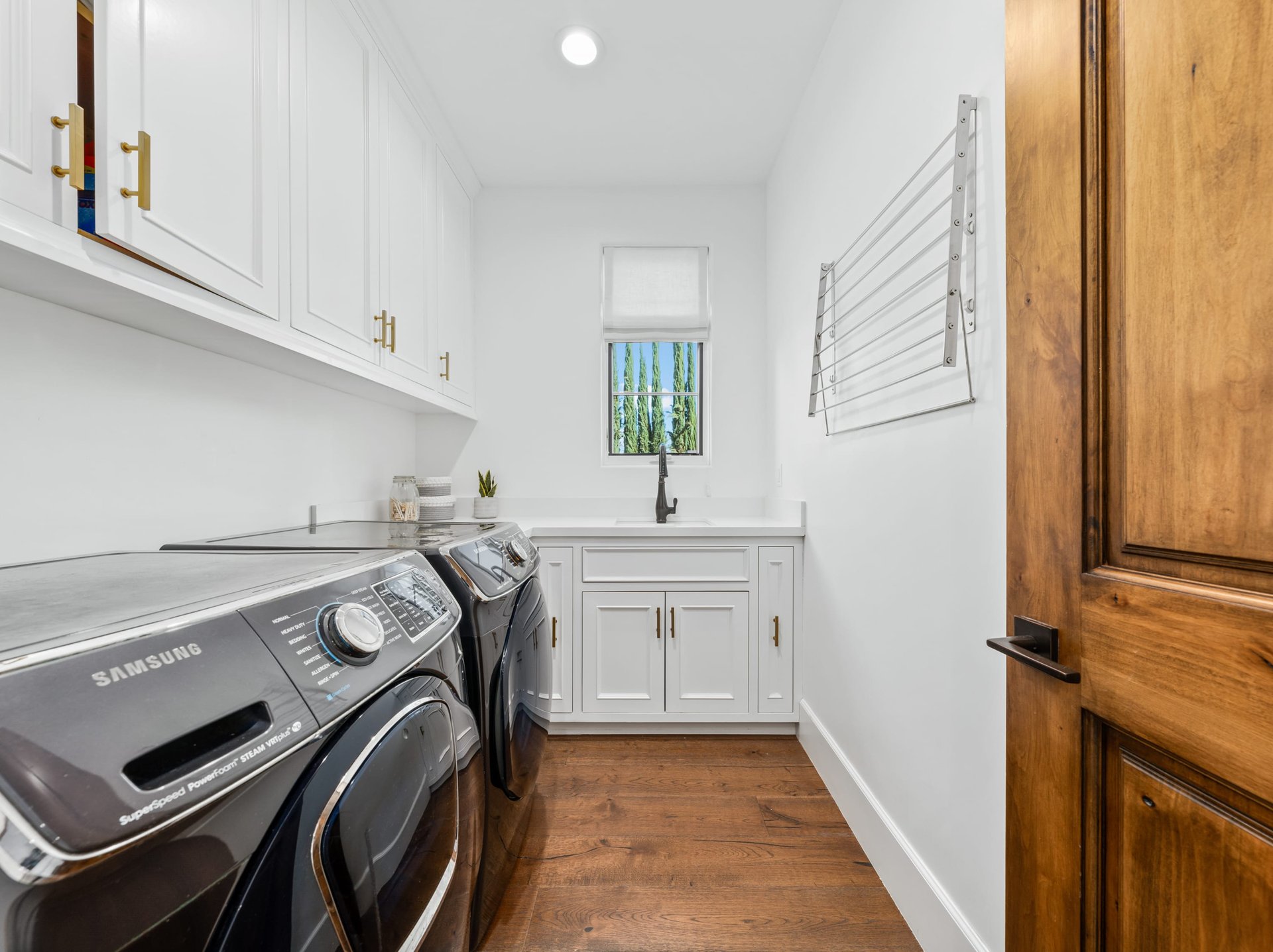 13031 Bloomfield St, Studio City