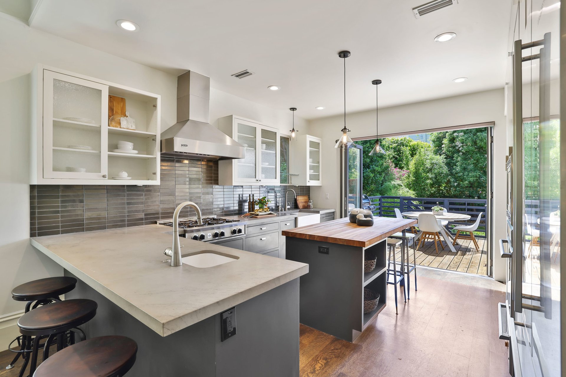 Modern Prime Mission Residence