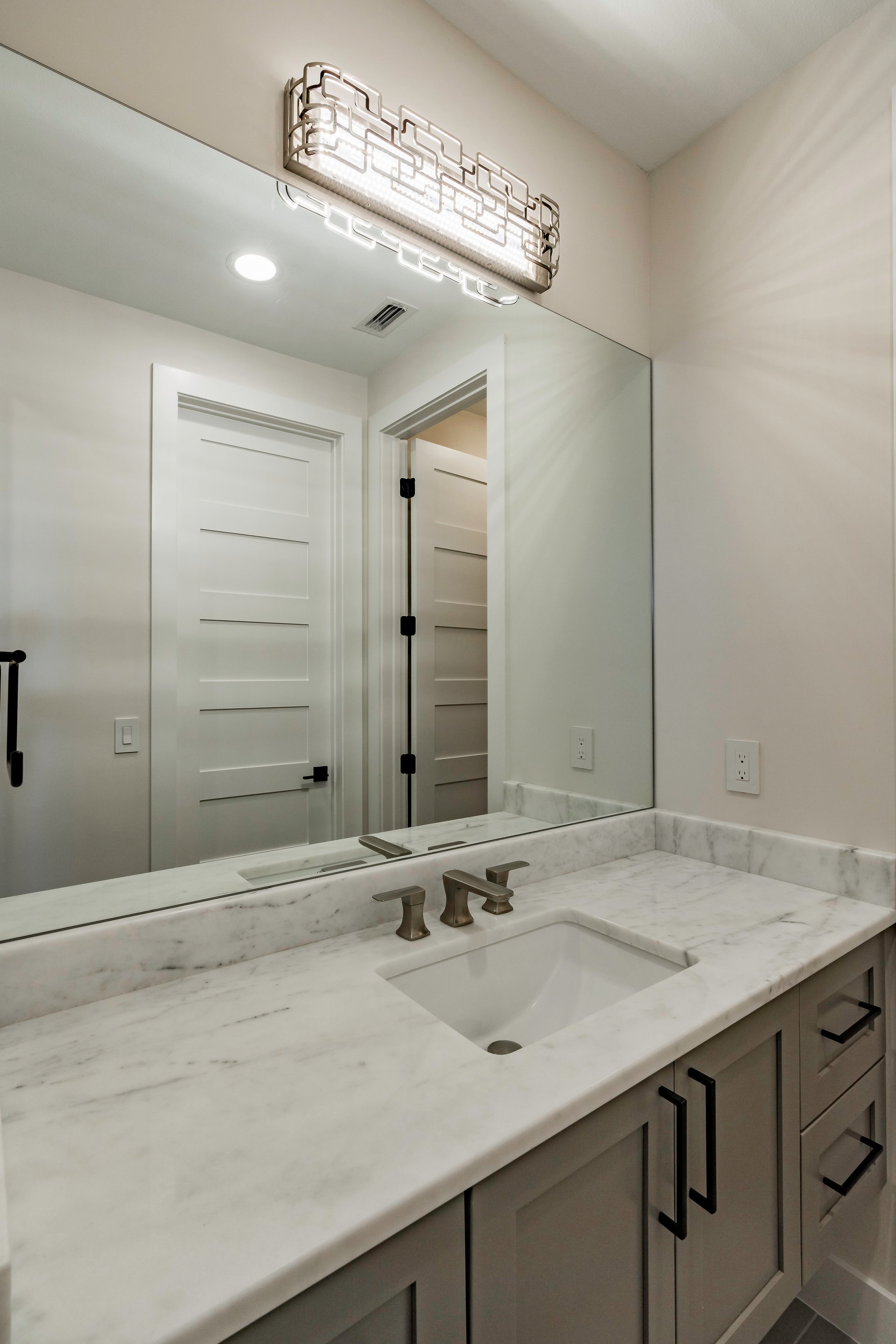Private Address, Austin, TX 78738