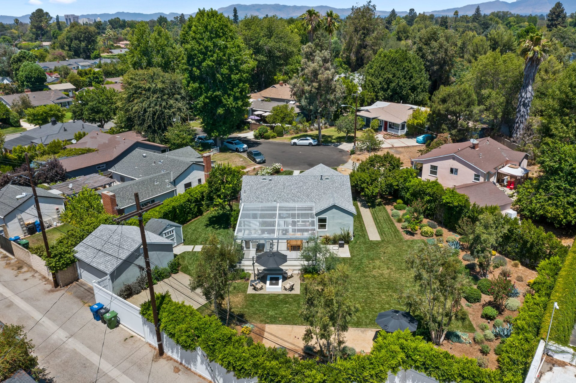 13340 Martha St, Valley Glen