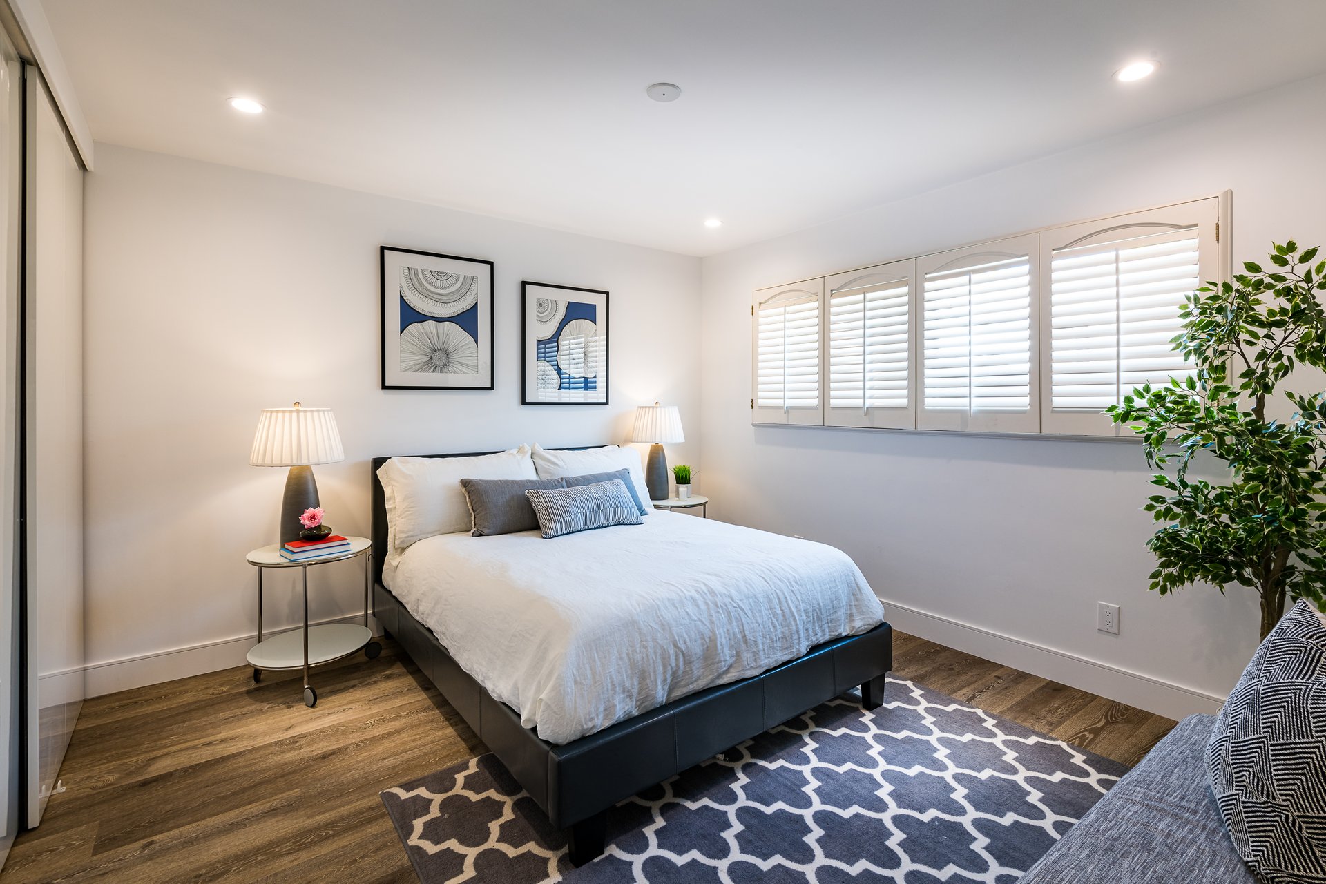 Mid-Century Smart Home in Woodland Hills