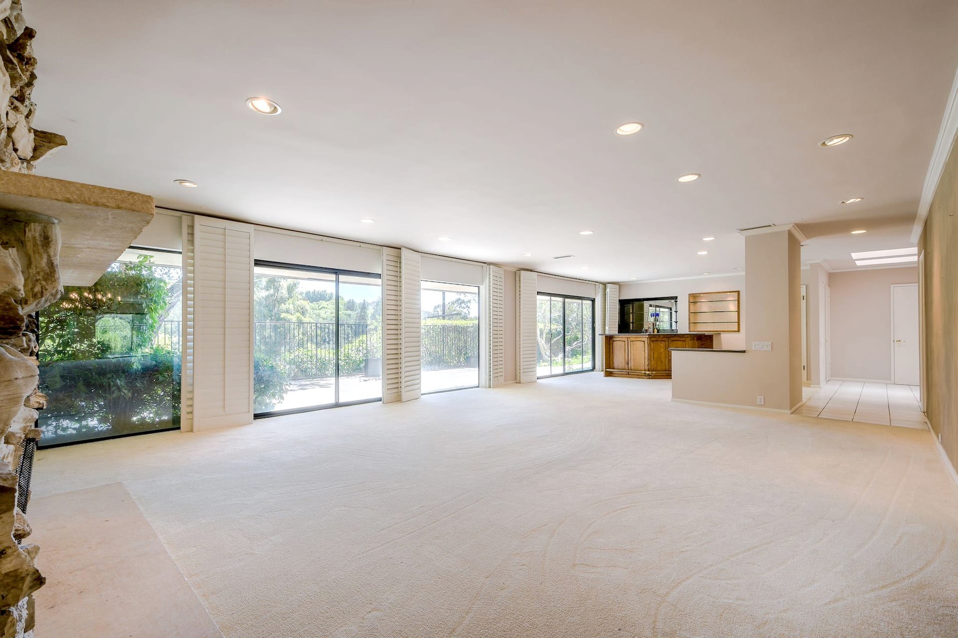 9545 Hidden Valley Rd, Hidden Valley Colony