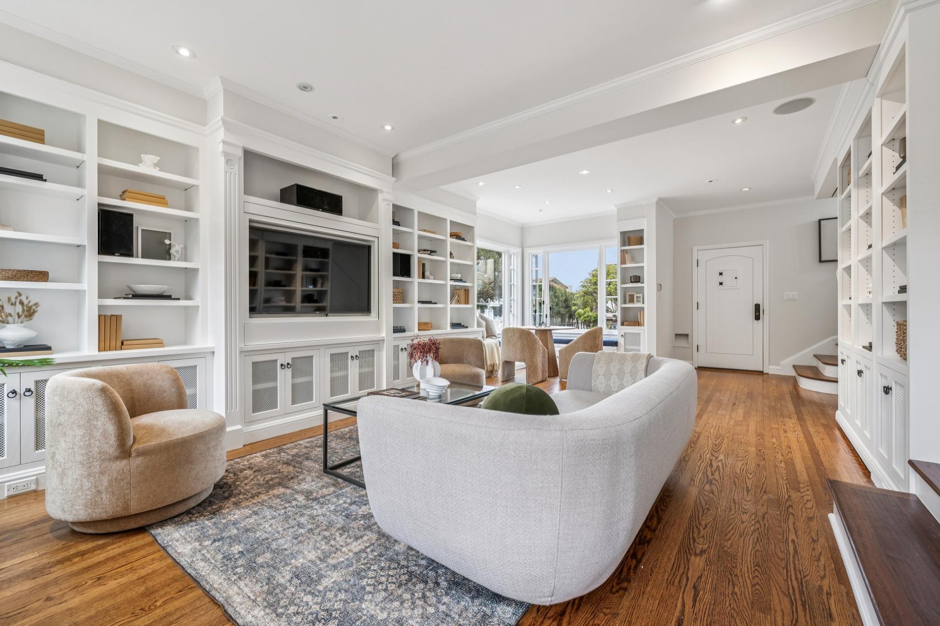 1435 Portola Drive