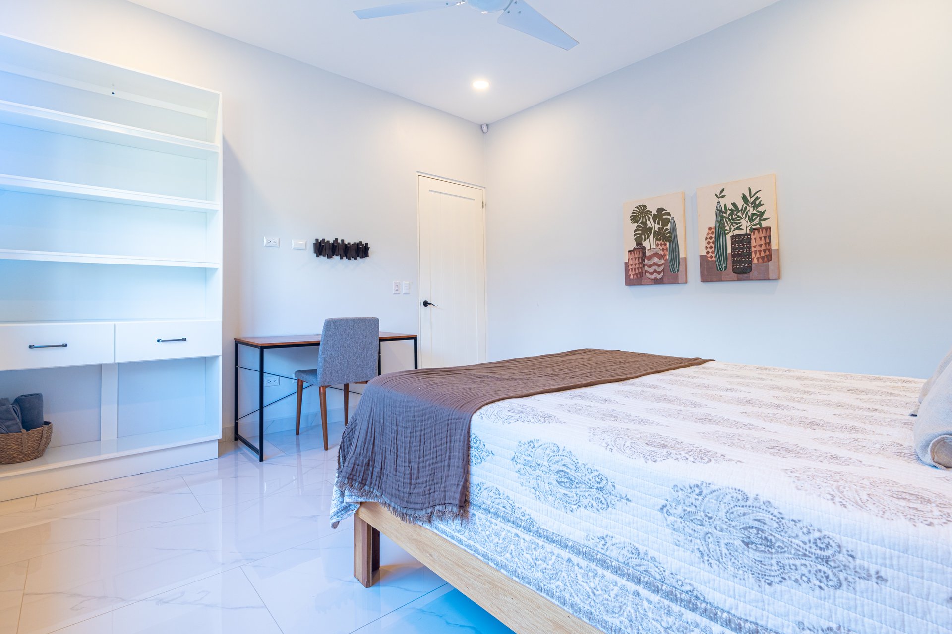 FIRE SALE!!!!! Immaculate New Build with Modern Design & Premium Features