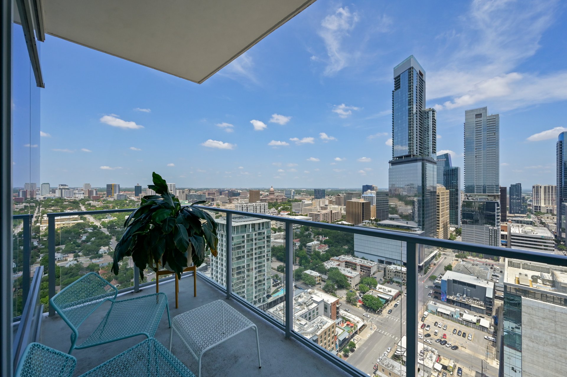 501 West Ave #3203