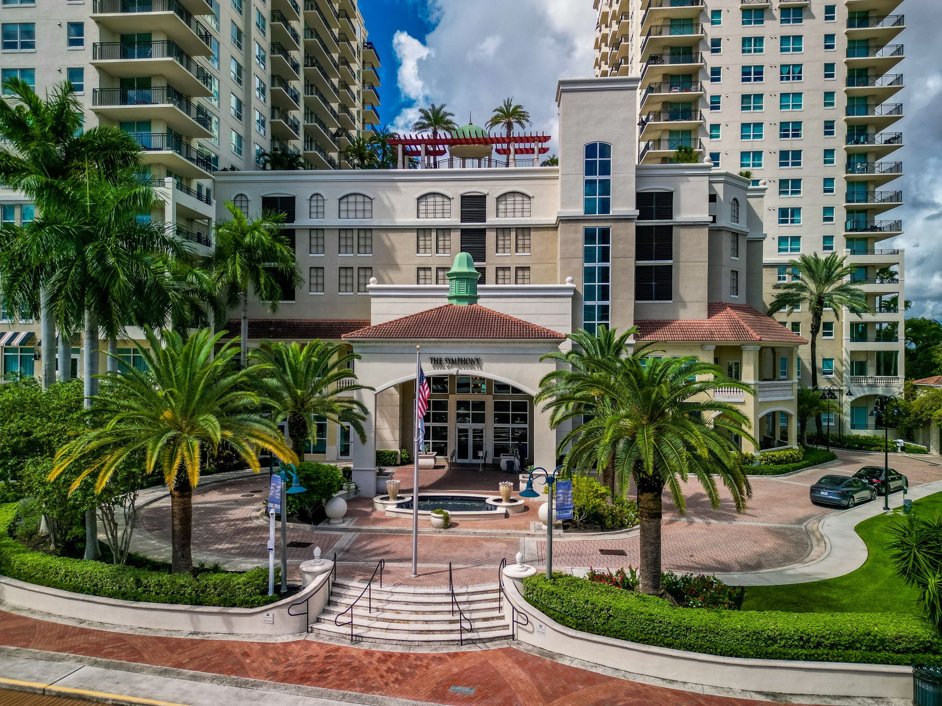 The Symphony Residence 1013N