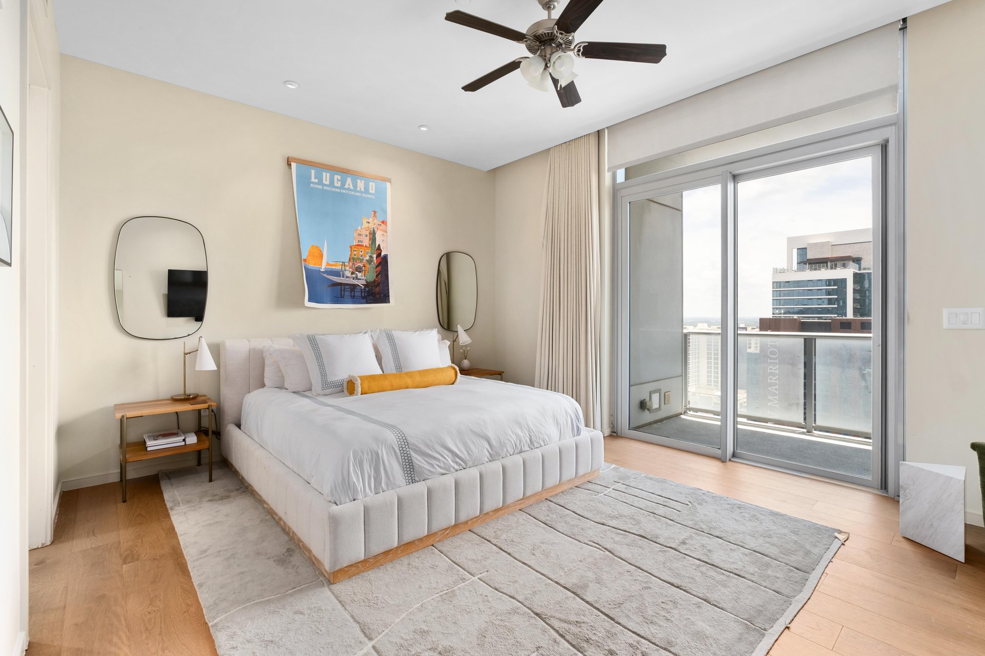 200 Congress Avenue #37H