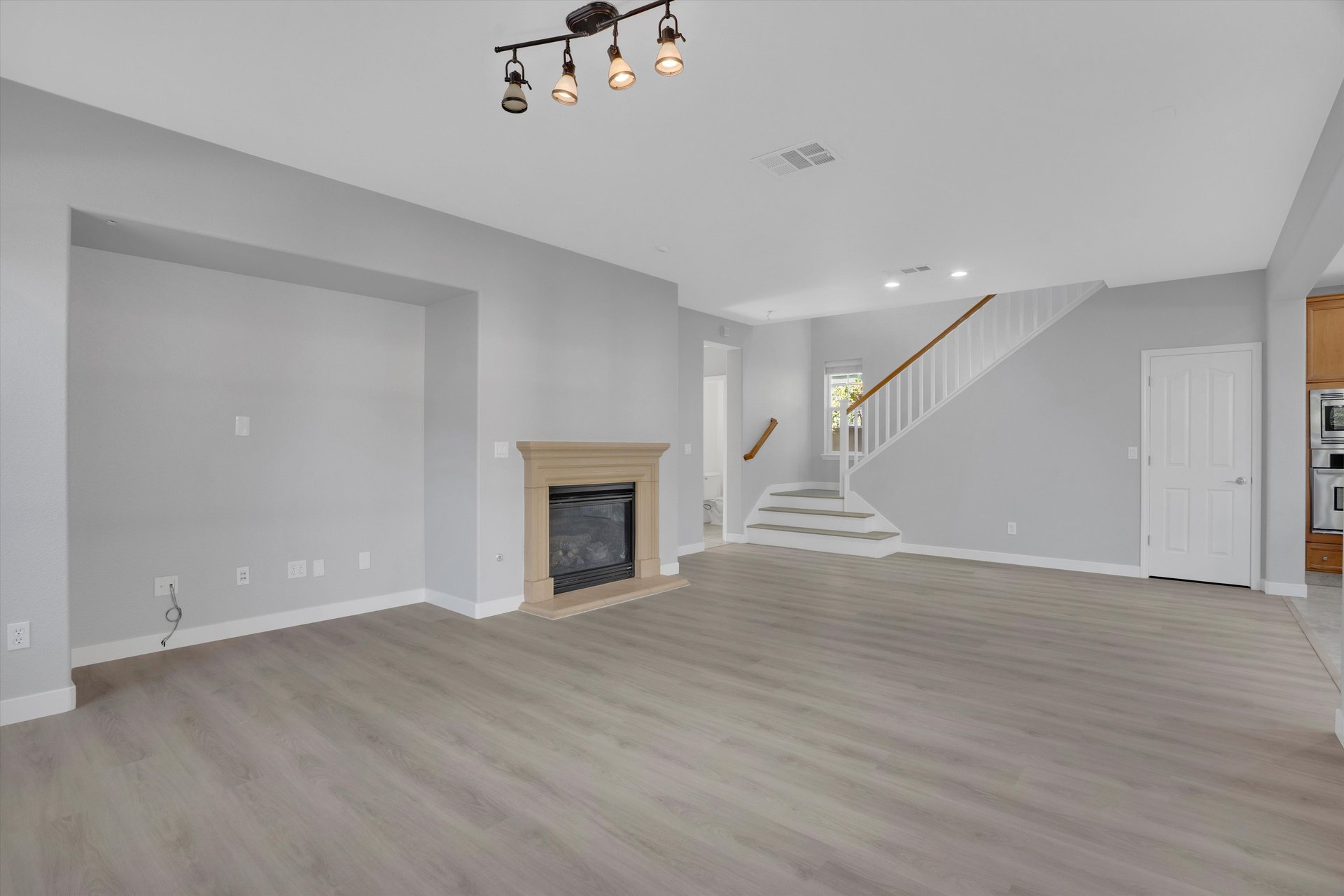 Glen Cove Beauty with View
