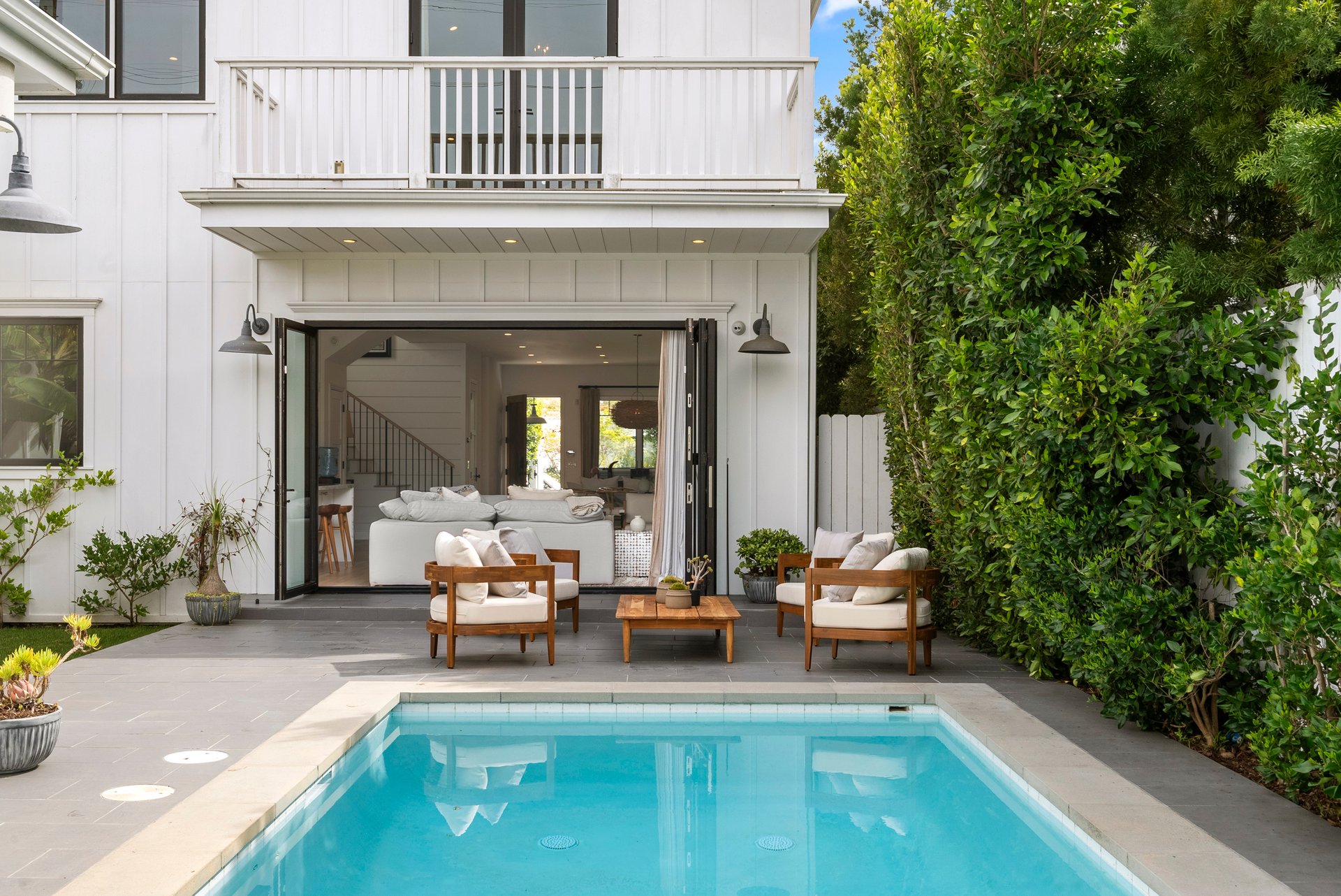 1121 Nowita Pl, Venice
