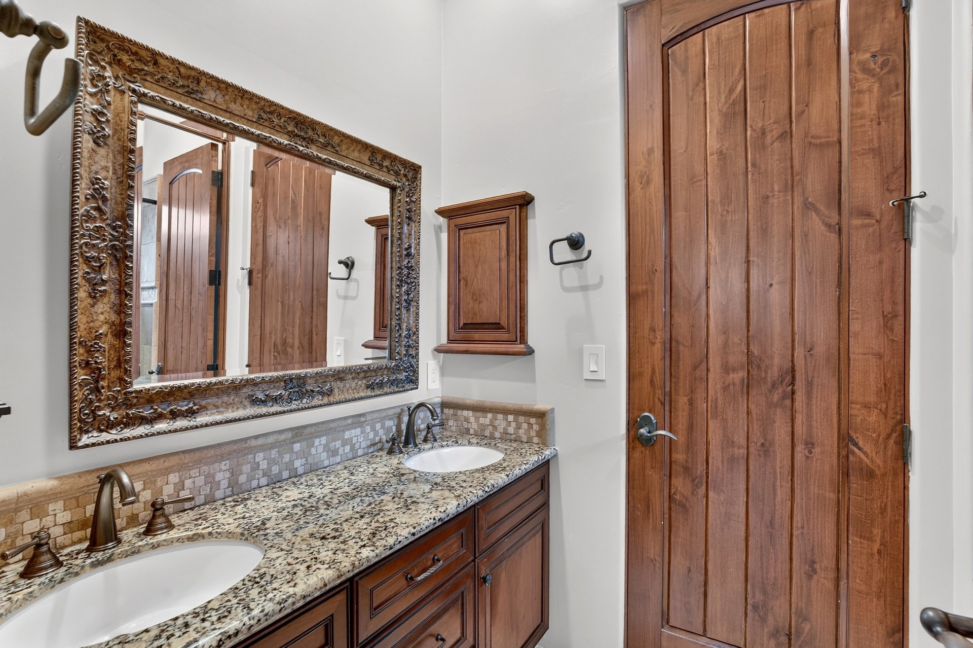 5807 E ORANGE BLOSSOM Lane