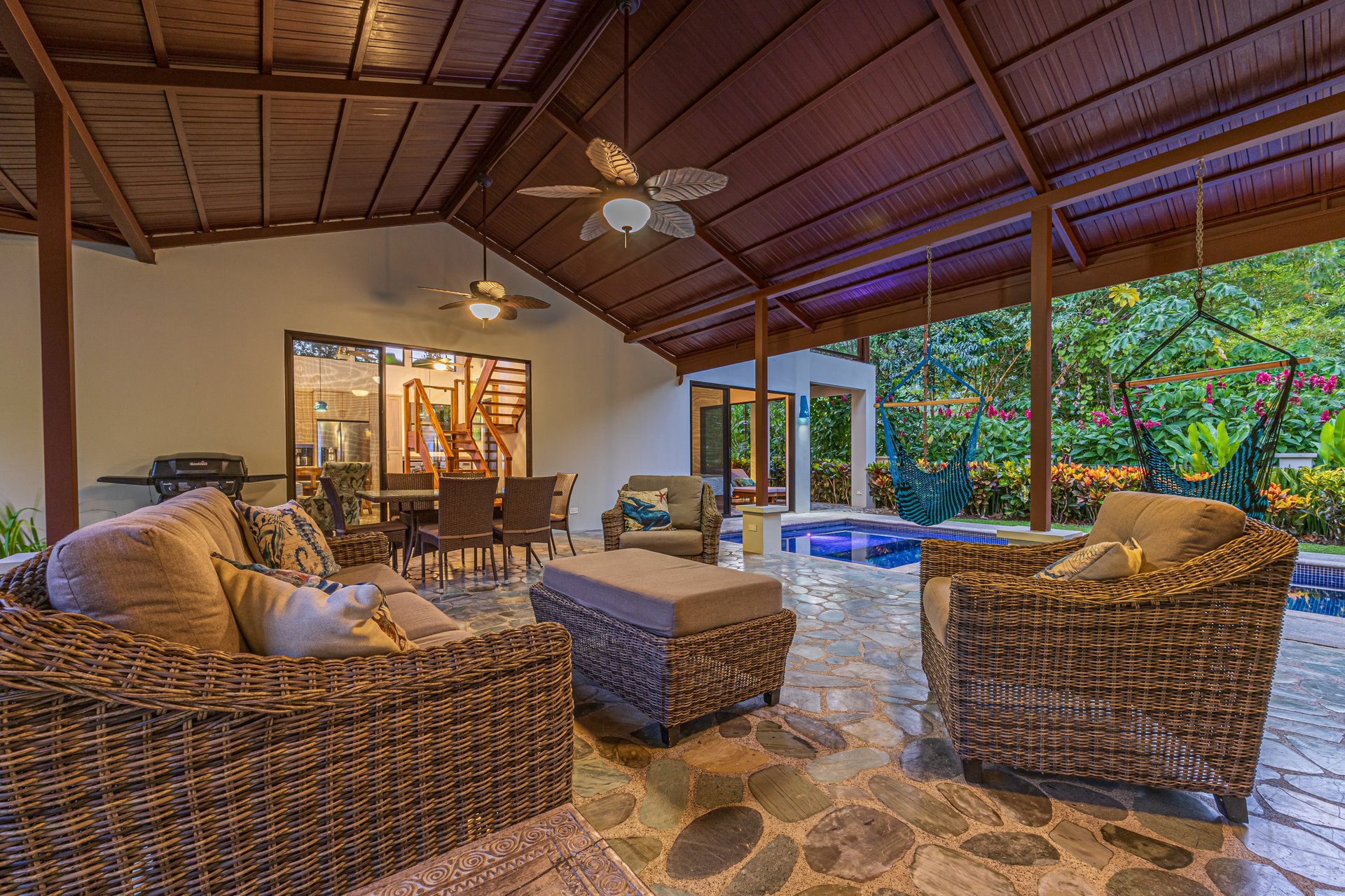 Stunning Waterfall Home + Guest Casita - Cascada Azul