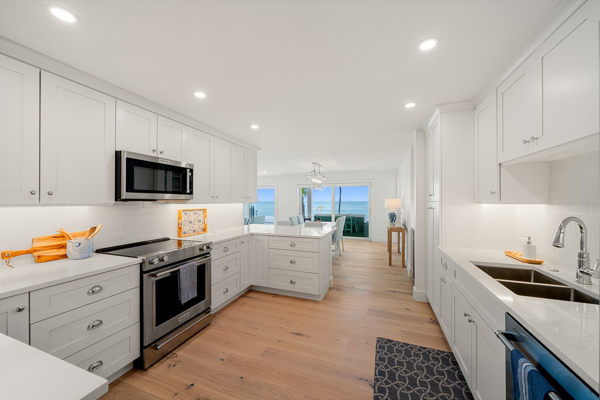 SURFSIDE 301