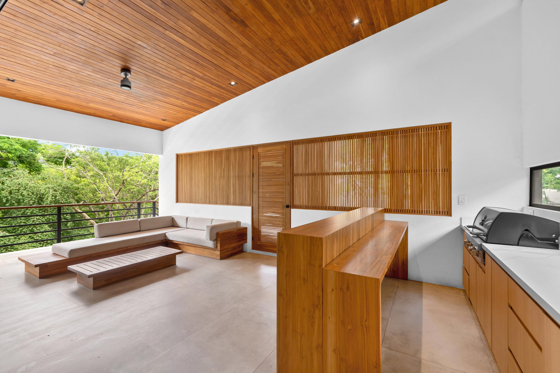 Casa Hanna | Luxury Home for Sale in Senderos, Tamarindo Costa Rica