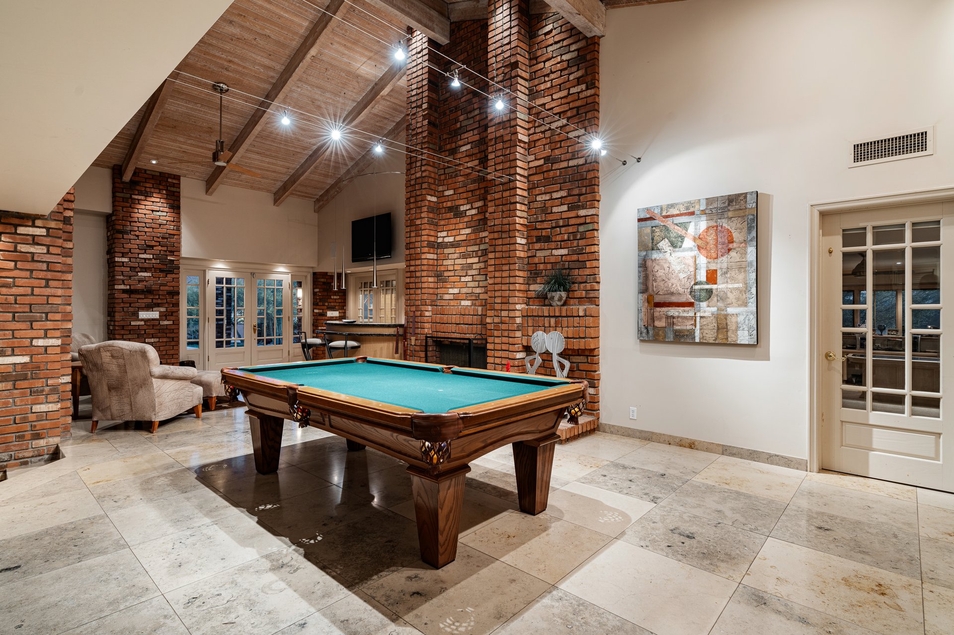 Luxury PV Hilltop Sanctuary