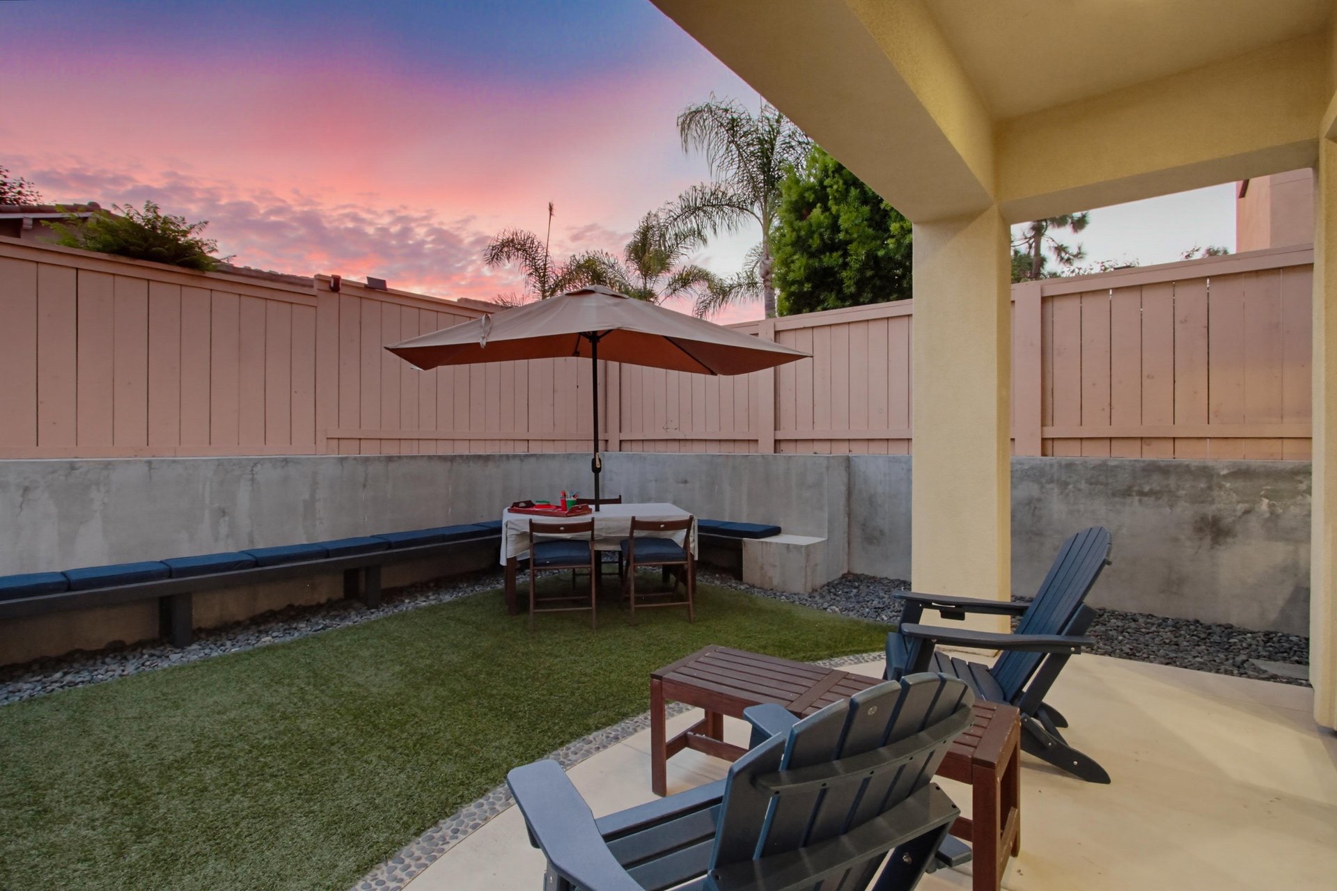 1089 Primrose Ln
