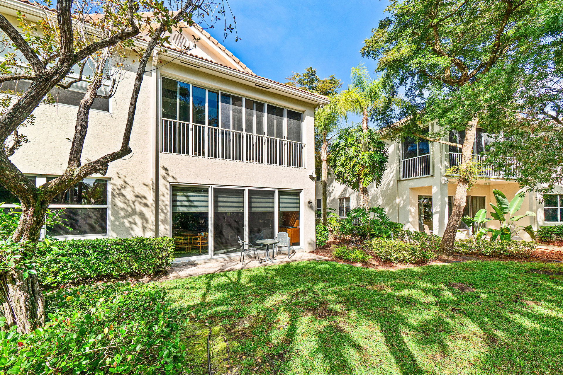 6200 Island Bend A