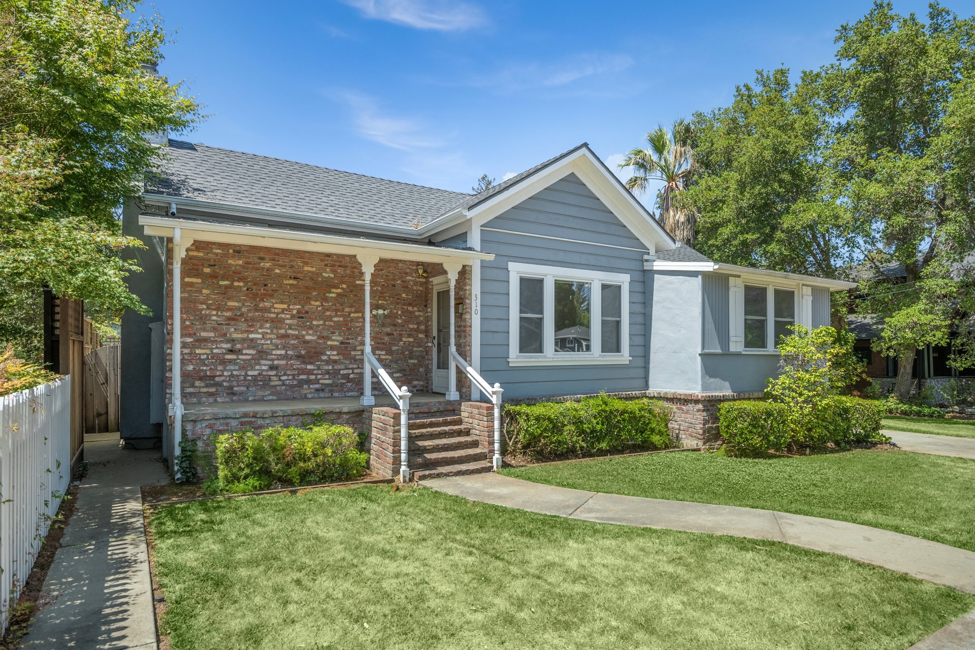 310 Johnson Avenue