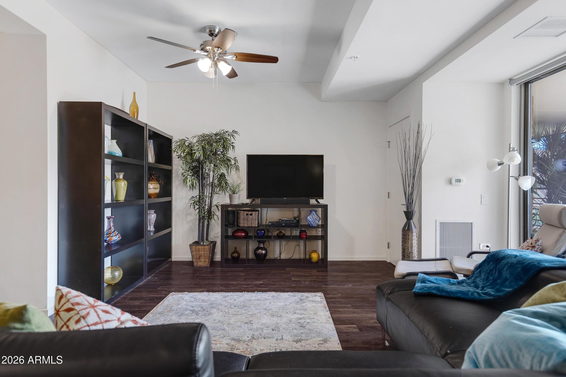 7161 E Rancho Vista Dr, #4003
