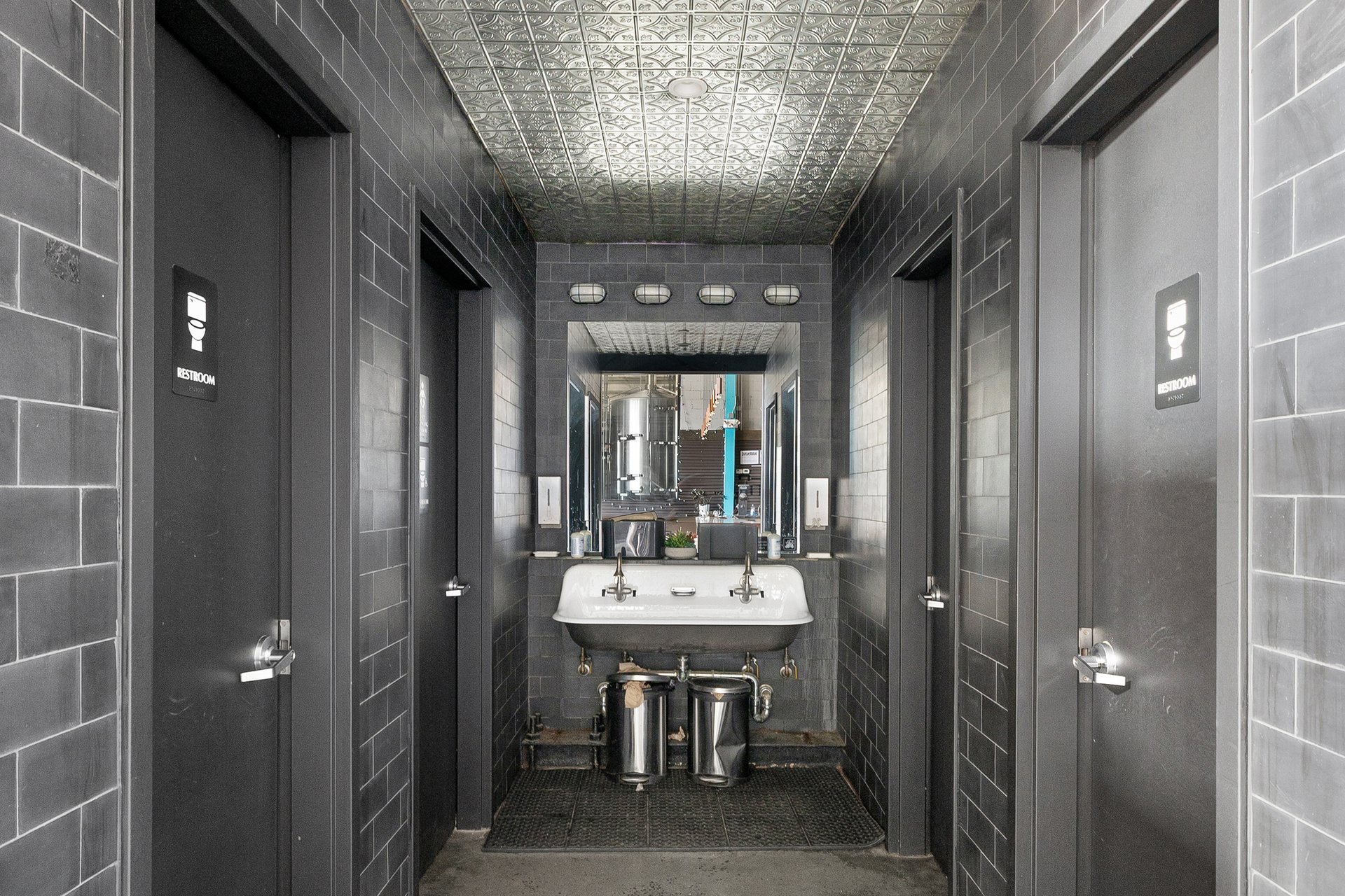 35ft Ceilings Fully Built Brewery & Taproom Available